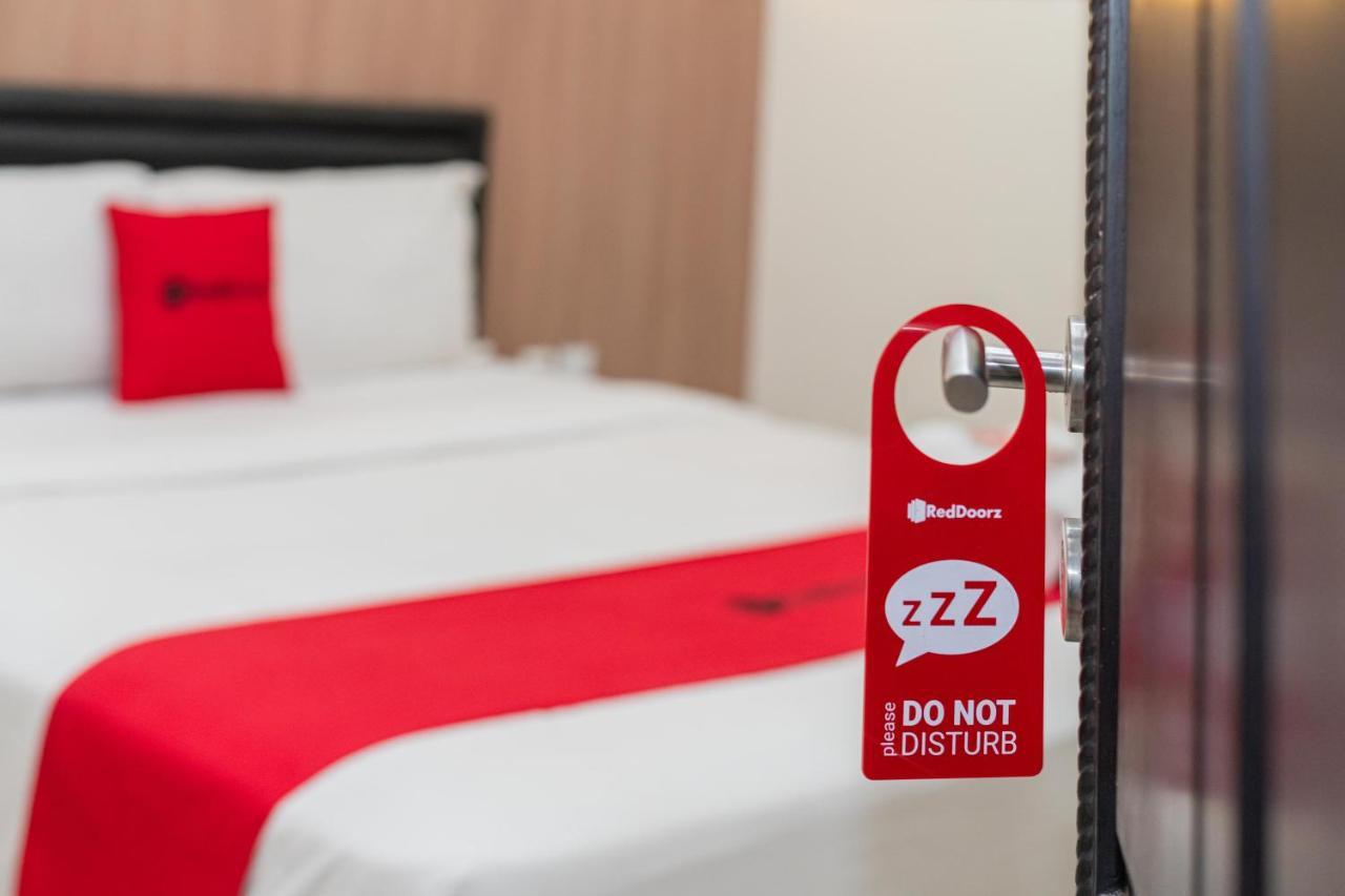 Reddoorz Syariah Near Marvel City Mall 2 Surabaja Zewnętrze zdjęcie