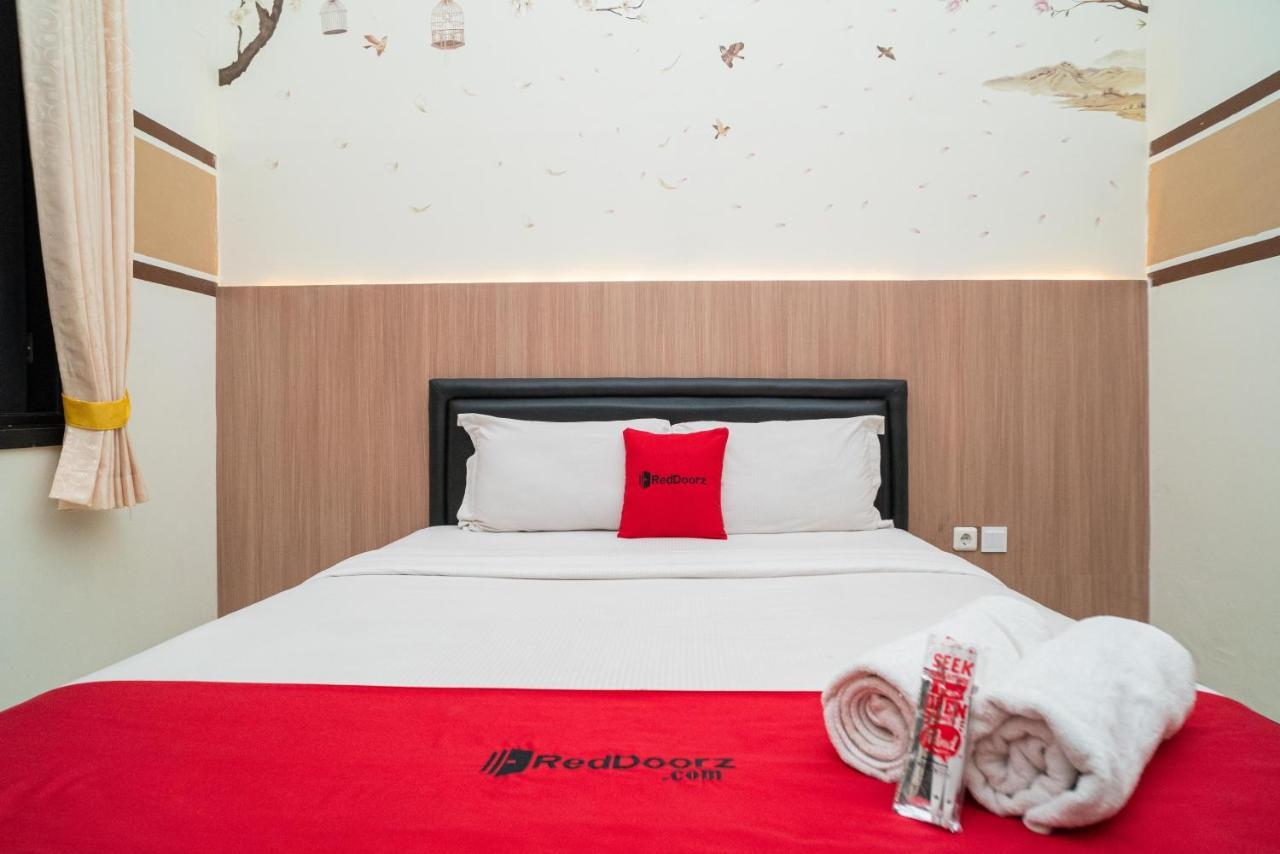 Reddoorz Syariah Near Marvel City Mall 2 Surabaja Zewnętrze zdjęcie