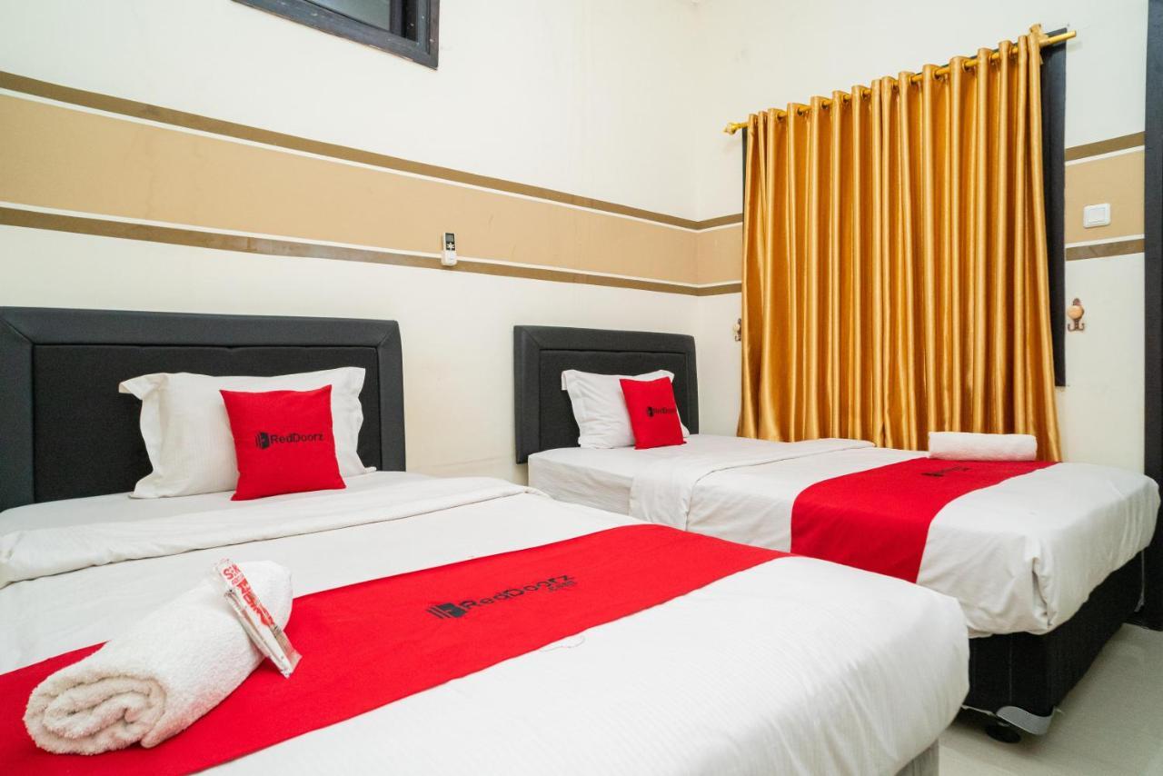 Reddoorz Syariah Near Marvel City Mall 2 Surabaja Zewnętrze zdjęcie