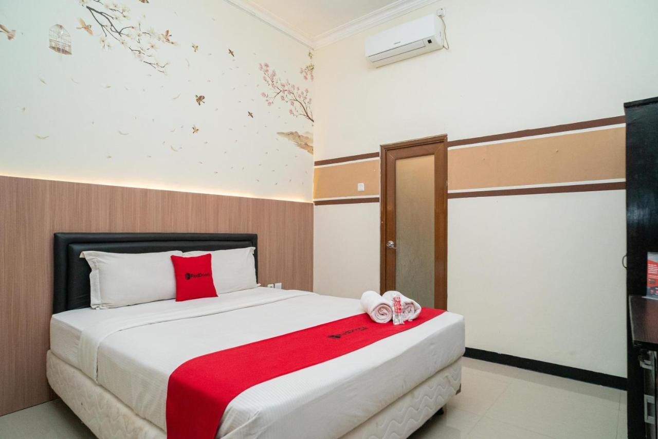 Reddoorz Syariah Near Marvel City Mall 2 Surabaja Zewnętrze zdjęcie